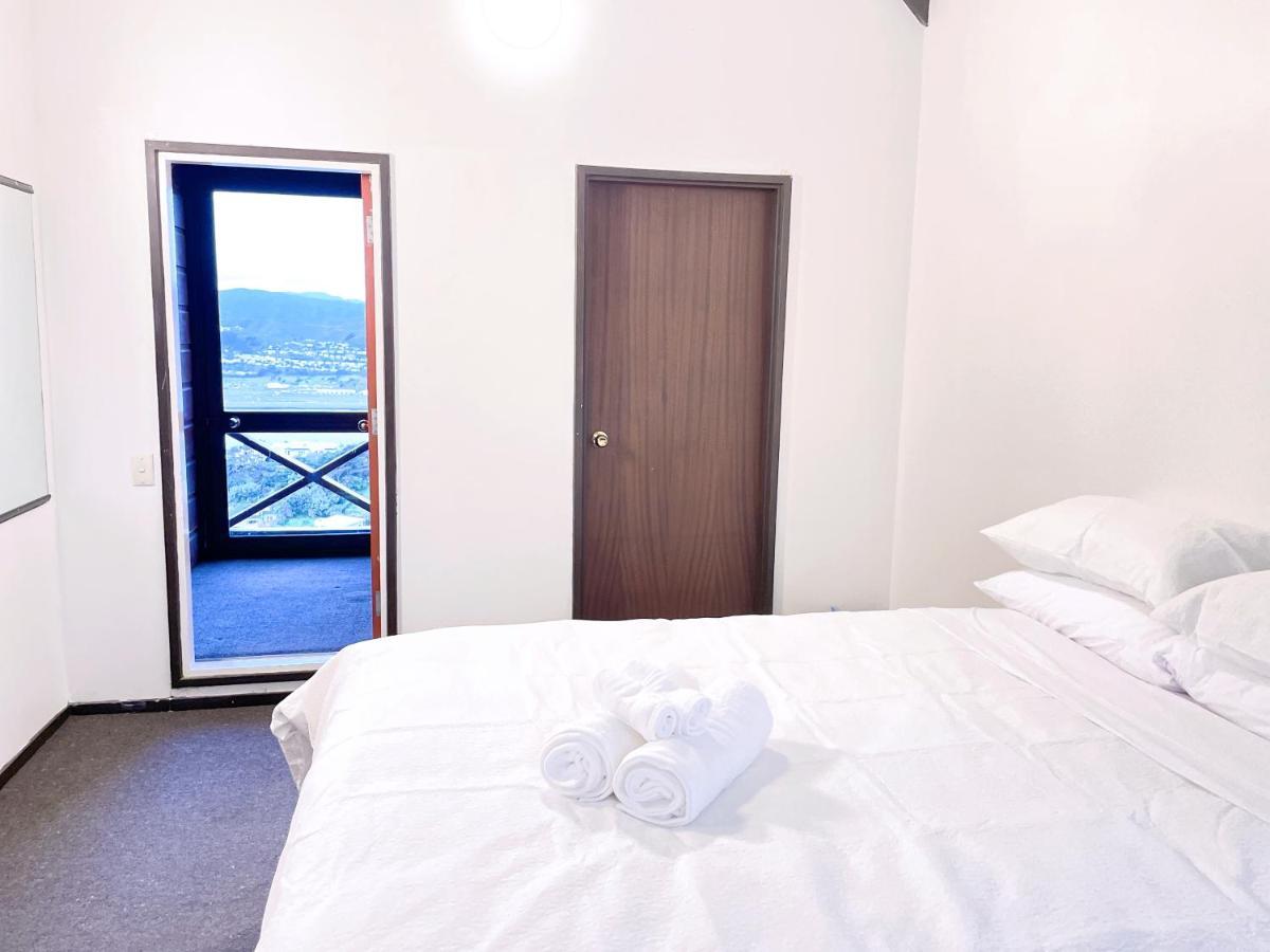 No Party Allowed,Sea View 5 Bedroom House Уелингтън Екстериор снимка